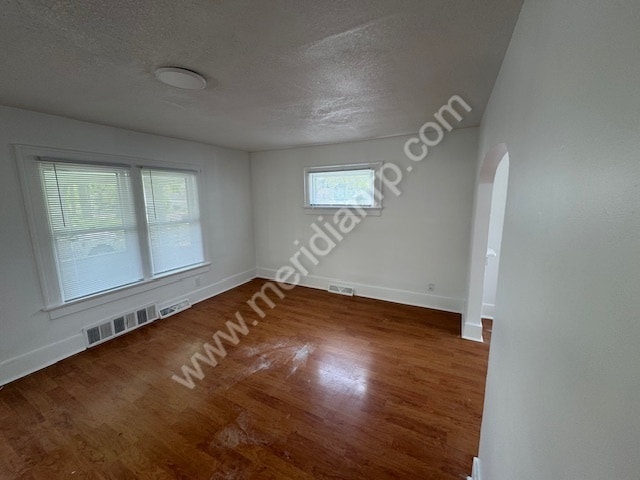 Foto del edificio - 3934 Webster St