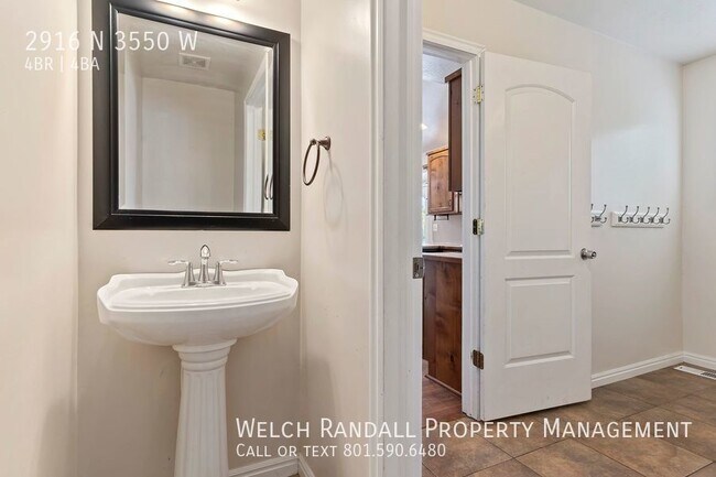 Foto del edificio - 4 Bedroom Plain City UT Home.