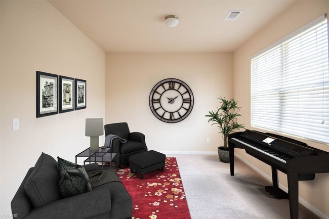 Foto del edificio - 215 Flowing Meadows Dr