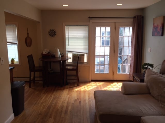 Building Photo - 4 Union Pl