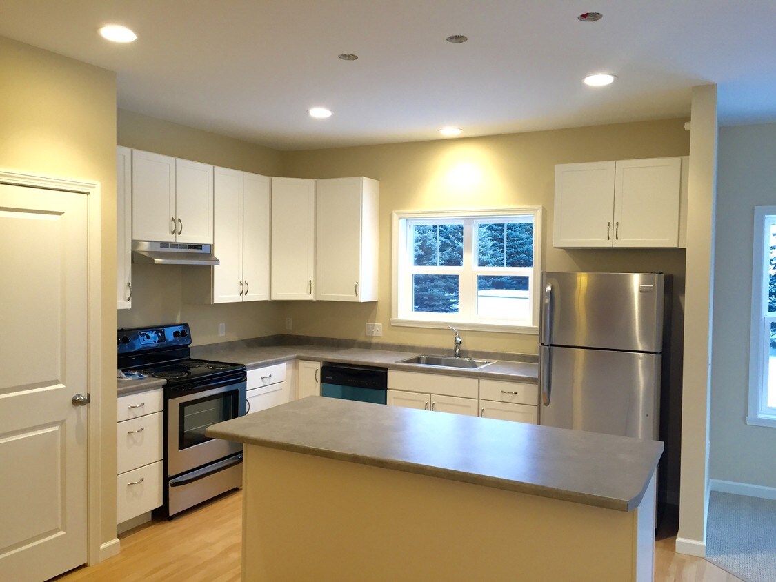 Foto principal - 639 Hinesburg Rd
