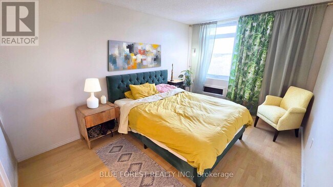 Photo du bâtiment - 45 Pond Mills Rd