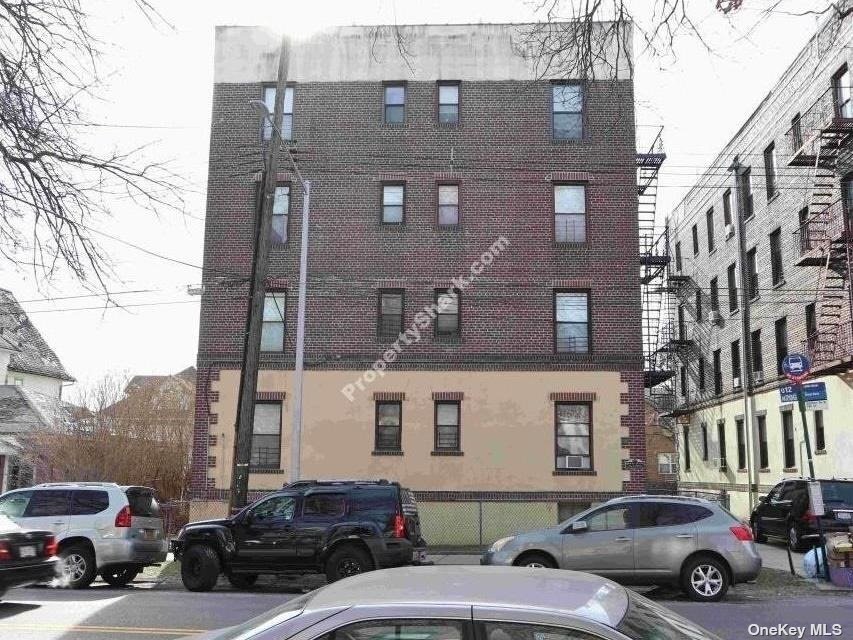 16010 Sanford Ave Unit 1C, Flushing, NY 11354 Room for Rent in