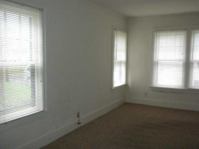Building Photo - 1008 Otto Ct