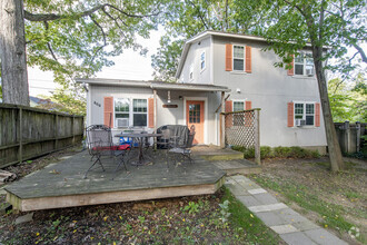 Building Photo - 808 Hutchins Ave