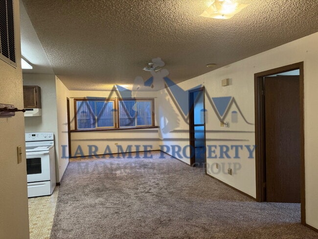 Foto del edificio - 709 E Sheridan St