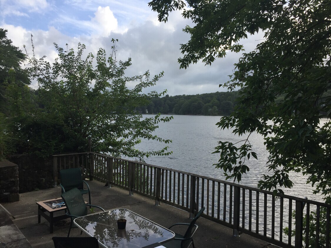 patio - 61 Lake Dr