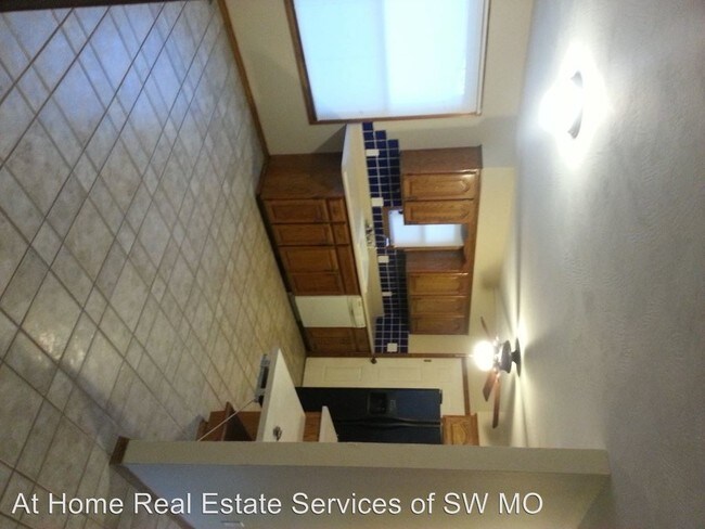 Building Photo - 3201 W Hanover Dr