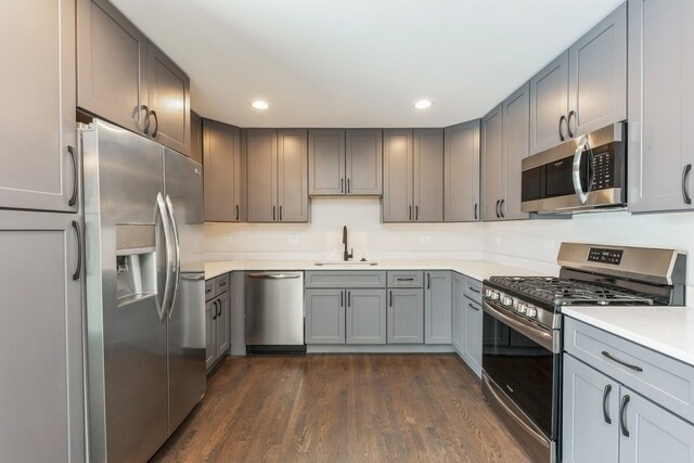 Foto del edificio - 802 W Victoria Ln