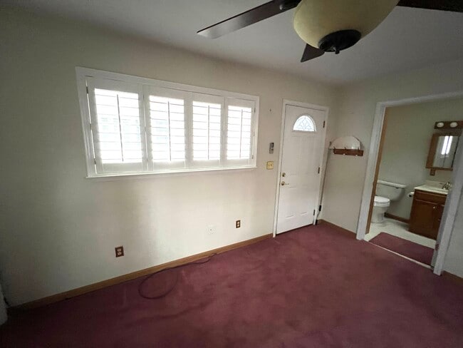 Building Photo - 4237 Strathmore Way