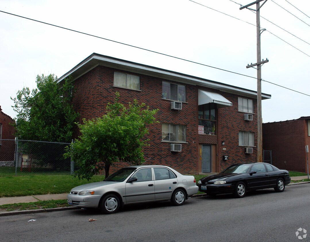 Building Photo - 4615-4617 Virginia Ave