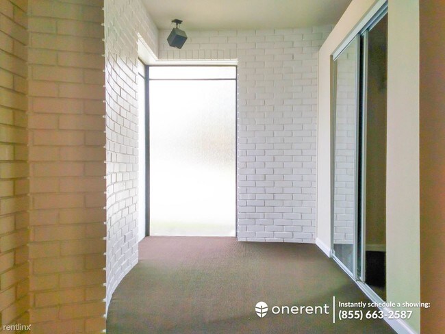 Building Photo - 4220 Aberfoil Ave