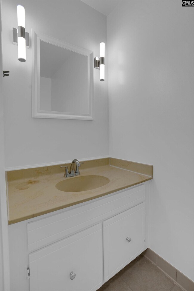 Foto del edificio - 301 Harbor Heights Dr