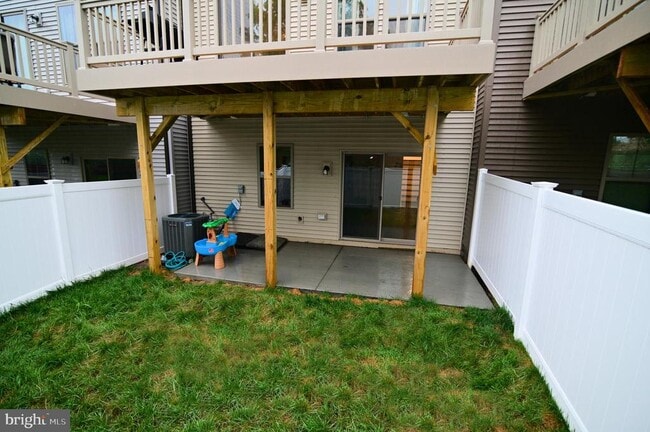Building Photo - 6923 Gladebrook Rd