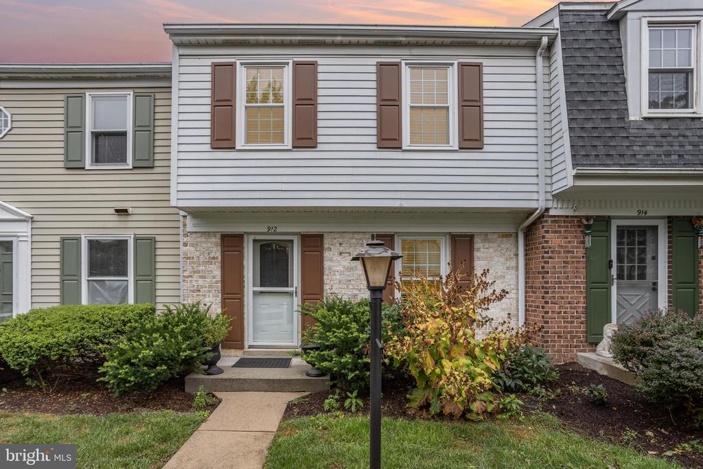 Foto principal - 912 Allenview Dr
