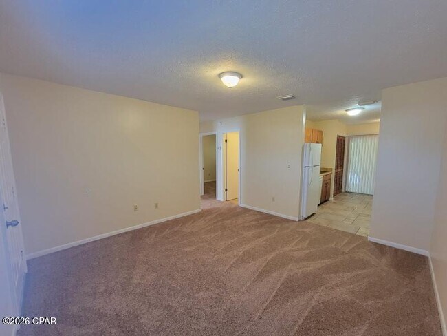 Foto del edificio - 3435 Orchard Wood Rd