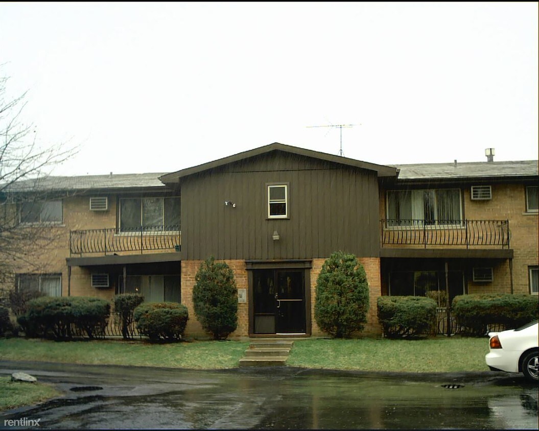 404 Hickory Ridge, Glenwood, IL 60425 Room for Rent in Glenwood, IL