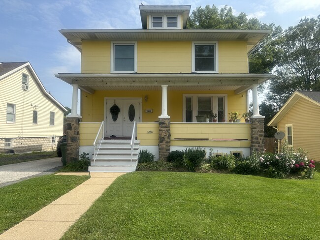 Single family house. - 2912 Westfield Ave