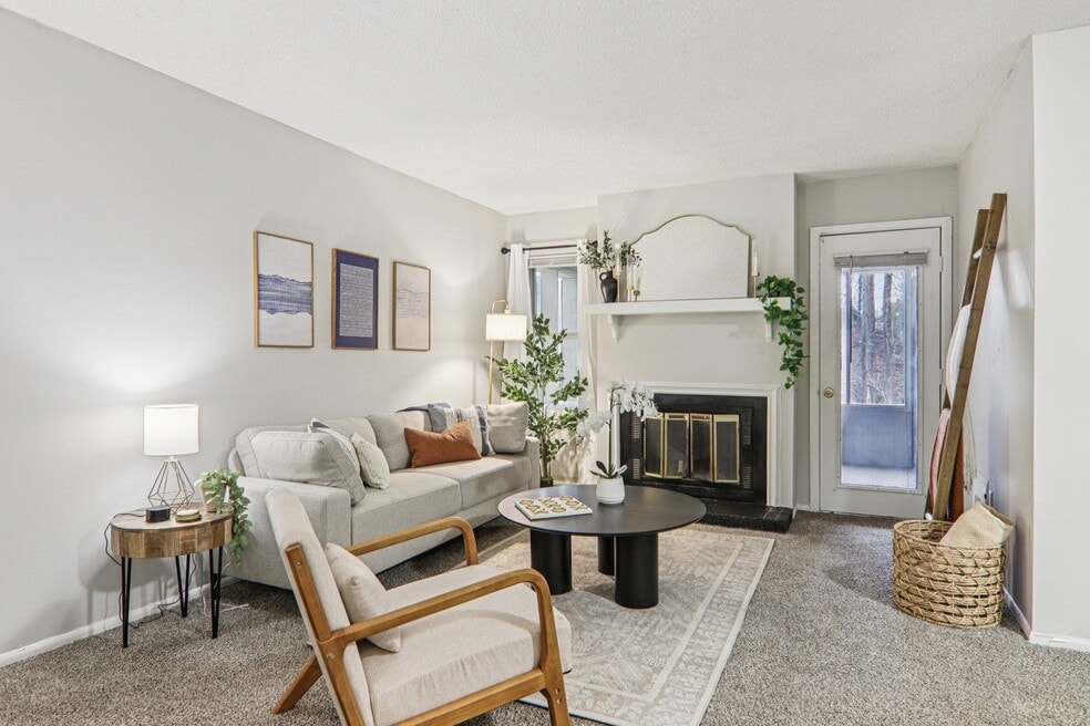 Flats at Haywood - 75 Mall Connector Rd Greenville, SC 29607 ...