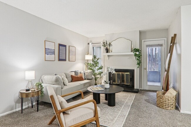 Building Photo - Plantations at Haywood