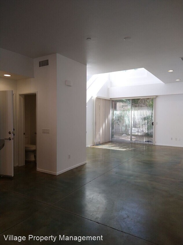 Primary Photo - 2 br, 2.5 bath House - 265 Sandy Point Trail