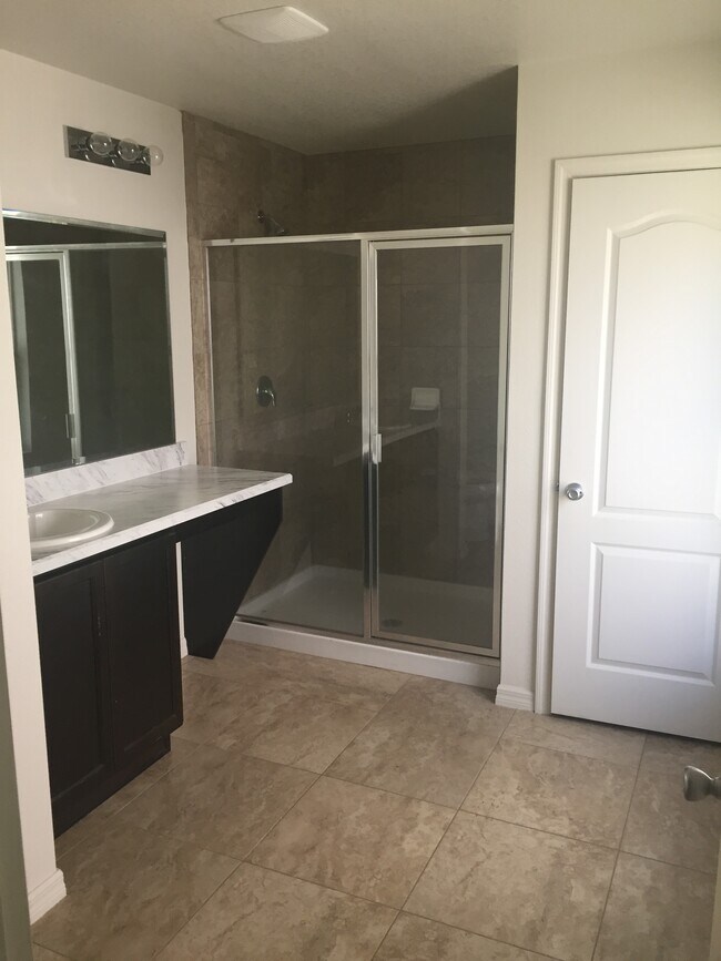 Foto del edificio - 7263 Somerset Pond Drive