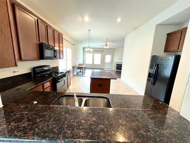 Building Photo - 24214 Courtland Oaks St