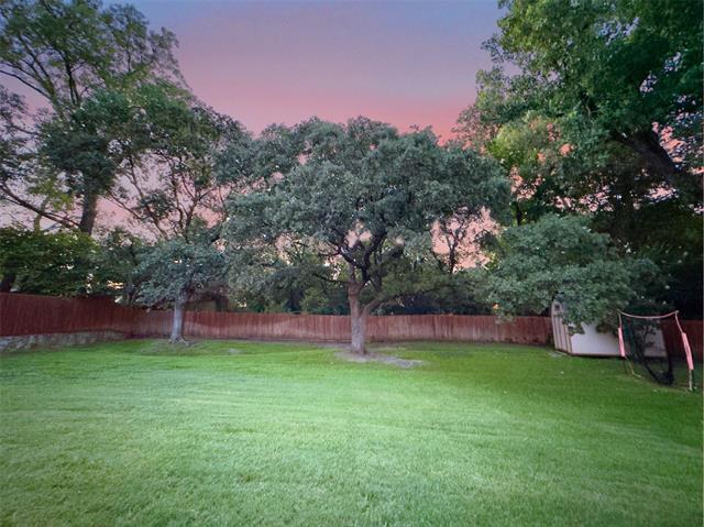 Building Photo - 3024 Hillcrest Ct