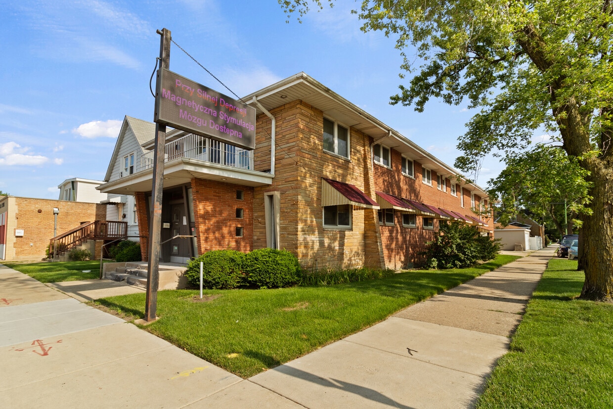 3151 N Melvina Ave Unit 2B, Chicago, IL 60634 Condo for Rent in