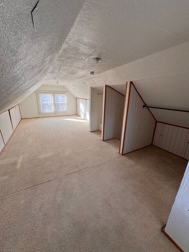 Foto del edificio - 103 N Osborn Ave