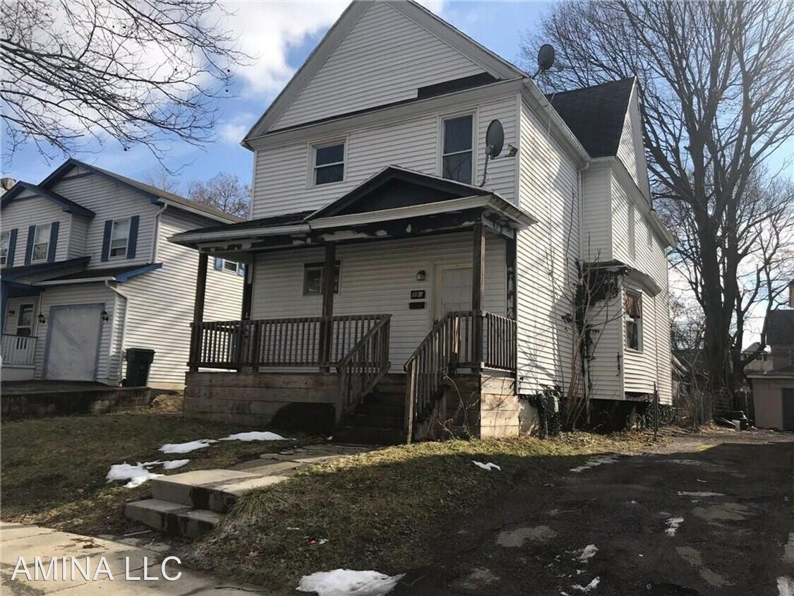 5 br, 2 bath House 391 GARSON AV House Rental in Rochester, NY