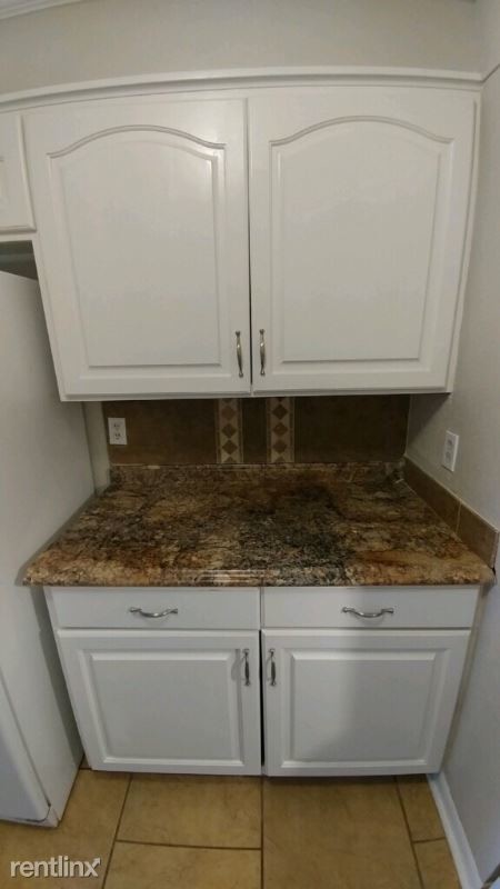Foto del edificio - 3 br, 2 bath House - 1505 Kennedy Avenue