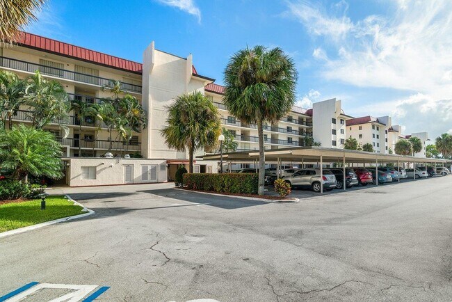 Foto del edificio - 7020 Half Moon Cir