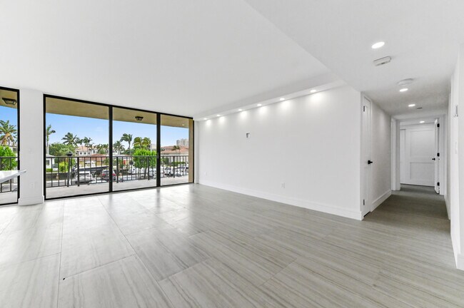Foto del edificio - 899 Jeffery St