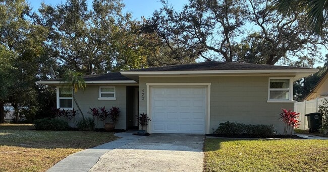 Foto del edificio - 423 Wildwood Way