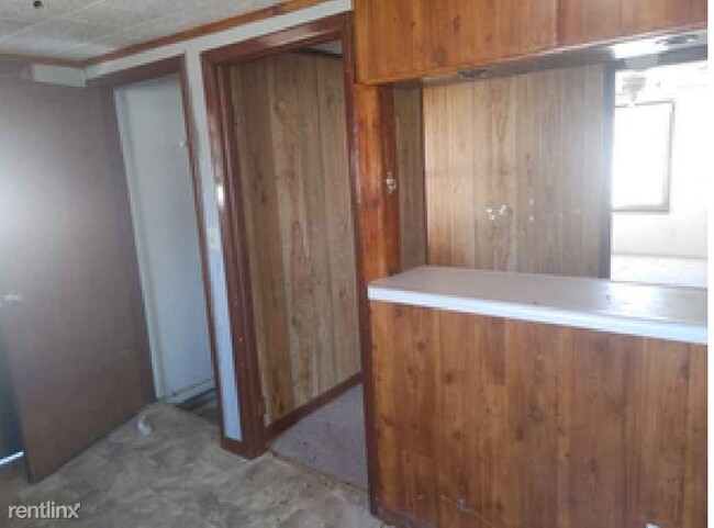 Foto del edificio - 3 br, 1 bath House - 220 W Avenue G
