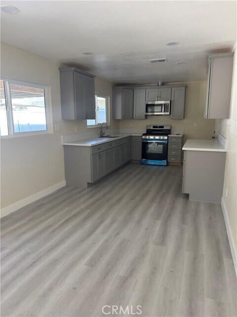 Building Photo - 17424 Seville Ct