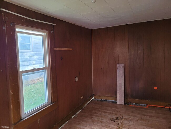 Building Photo - 2 br, 1 bath House - 629 4th Street Northwest