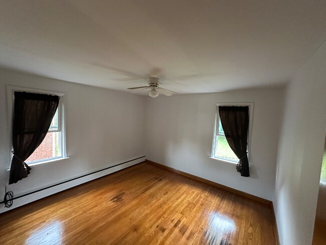 Foto del edificio - 4227 E Allen St