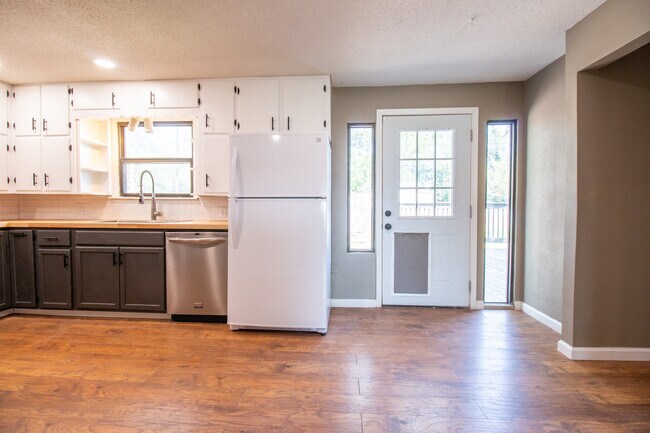 Building Photo - 4906 60th St