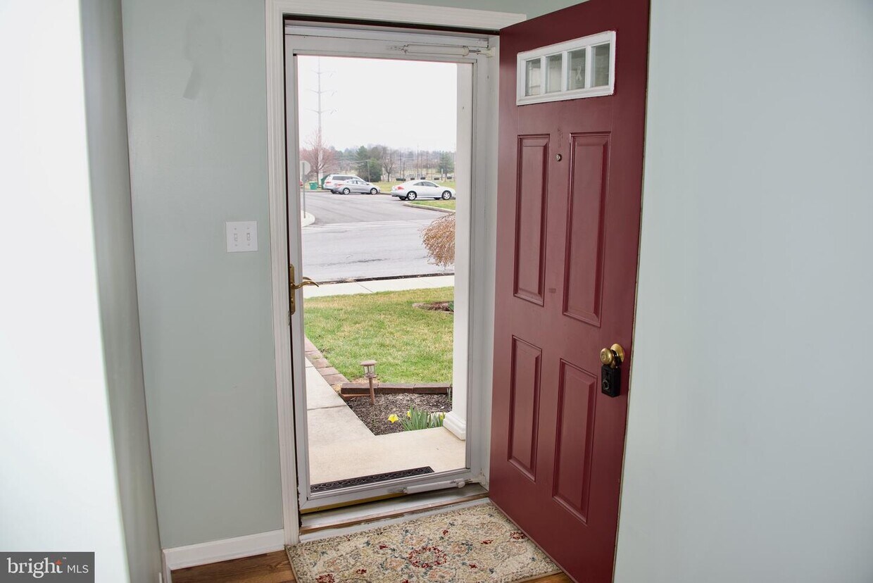 Foto principal - 616 Fox Ridge Ln