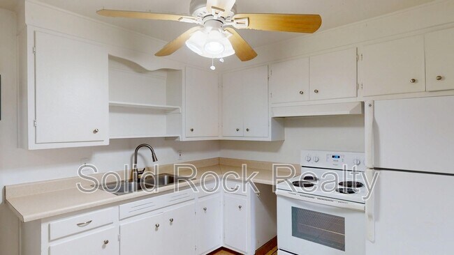 Foto del edificio - 513 W Uintah St