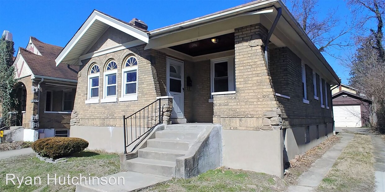 Primary Photo - 2 br, 1.5 bath House - 1946 Catalina Ave