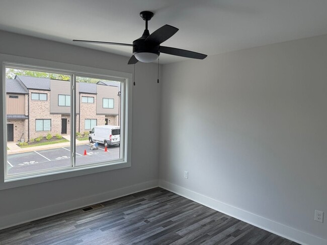 Building Photo - The Allure Townhomes Newer Rustburg Community