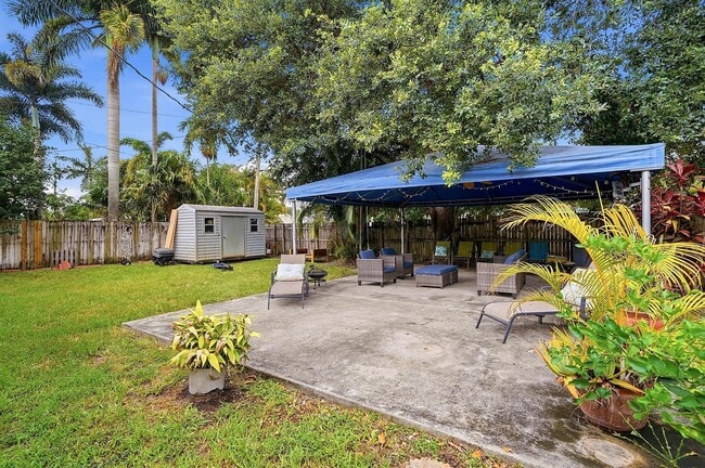 Foto del edificio - North 31st Avenue, Hollywood, FL 33021 - 3 BR 2 BA house