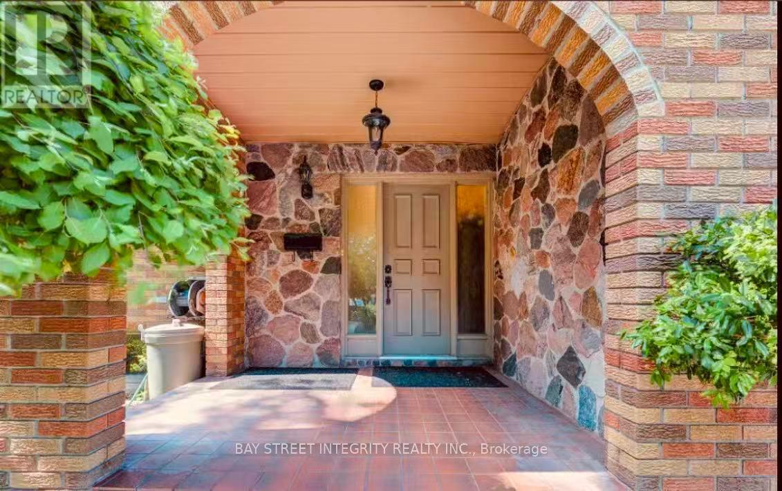 Photo du bâtiment - 758 Bradley Ave