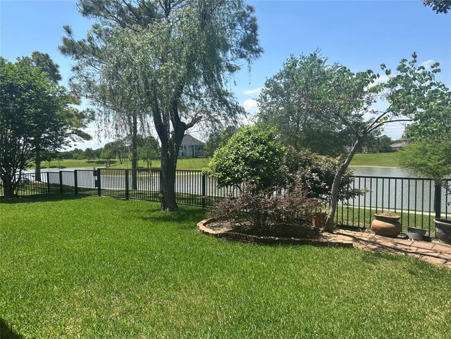 Foto del edificio - 2506 Orchid Creek Dr