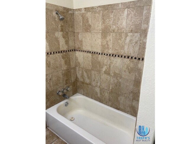Foto del edificio - Beautiful 3 Bed 1 Bath Home in Jacksonvill...