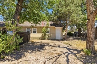 Building Photo - 207 N Santa Fe Ave