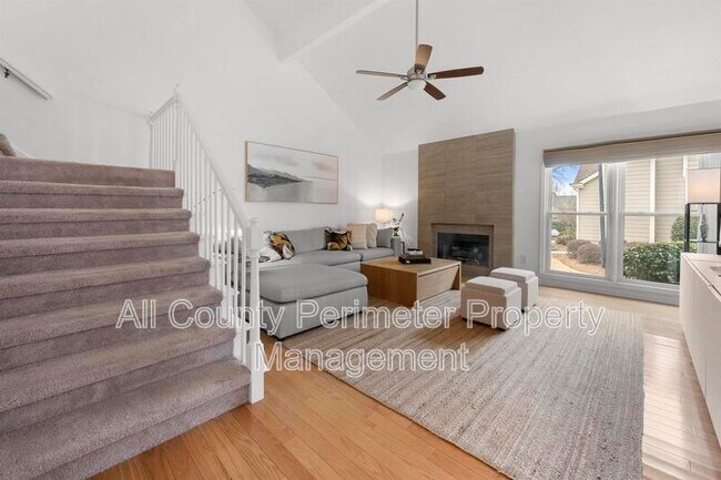 Building Photo - 1416 Defoors Dr NW